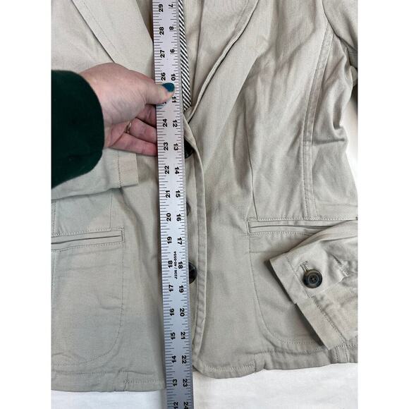 LL Bean Blazer Womens Size 4 Tan Khaki Button Jacket Workwear Dresswear Career - Picture 4 of 10